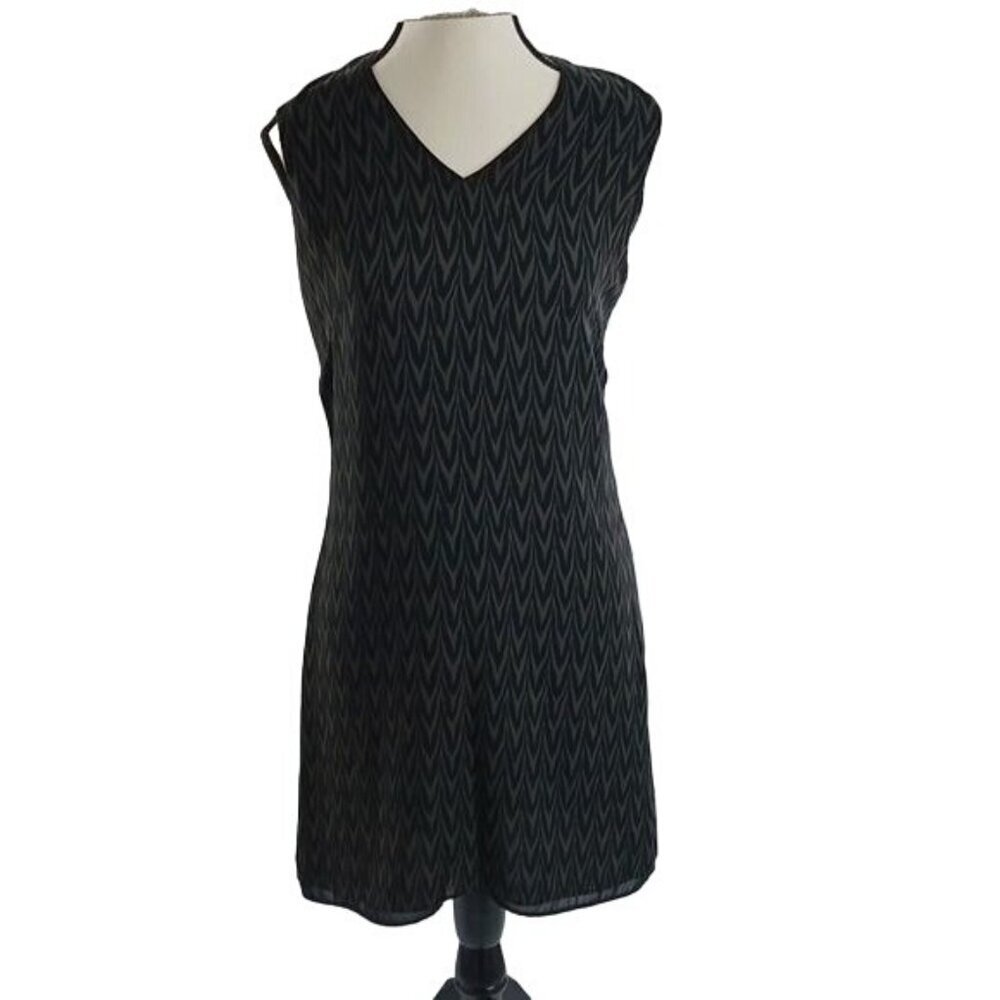 Banana Republic Womens Size 6 Black Sleeveless V Neck Shift Dress Work Casual